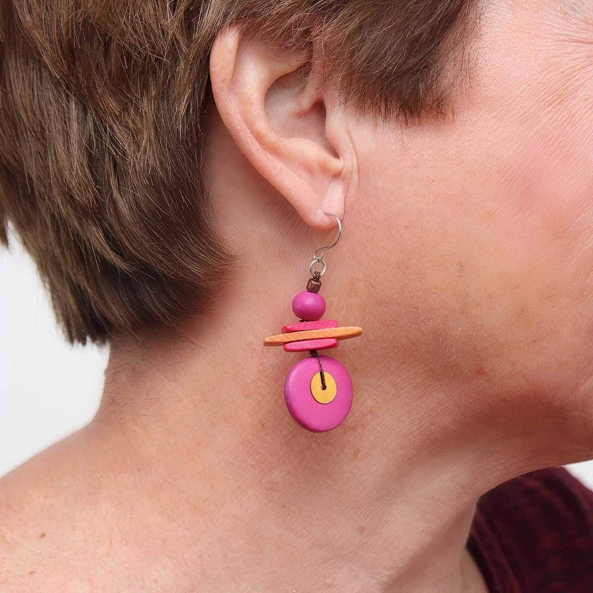 Assuta Fuchsia Drop Earrings