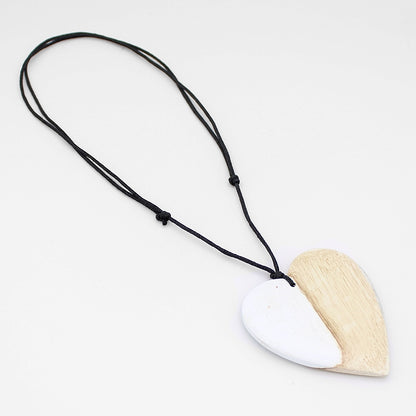 White Gabi Heart Wood Necklace