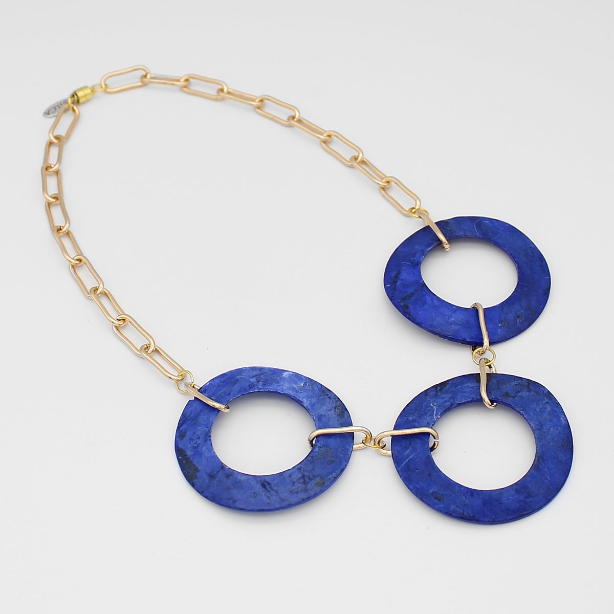 Blue Shell Greta Chain Necklace