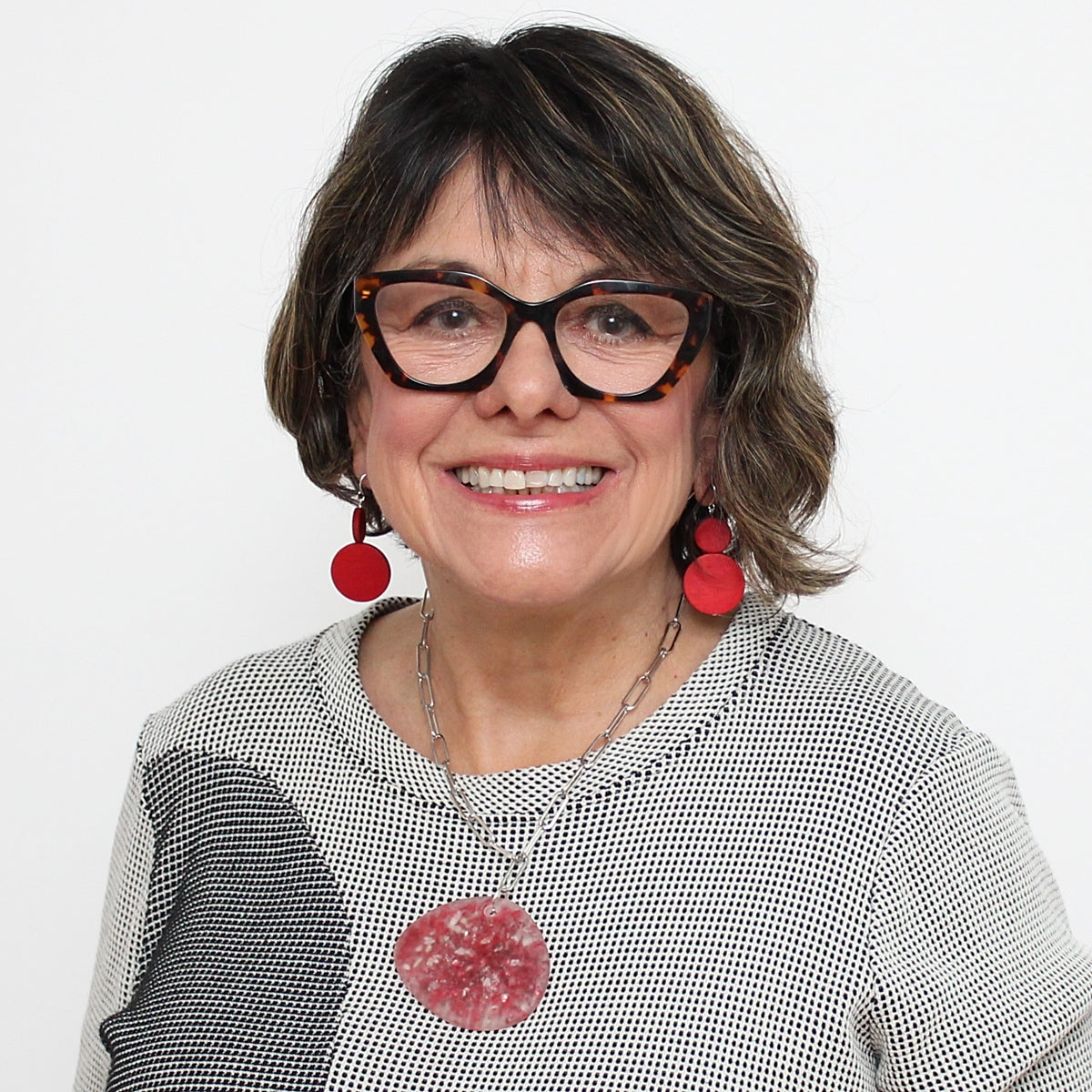 Red Speckle Resin and Chain Pendant Necklace