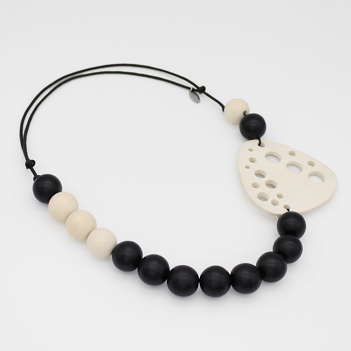 White Cutout Gianna Statement Necklace