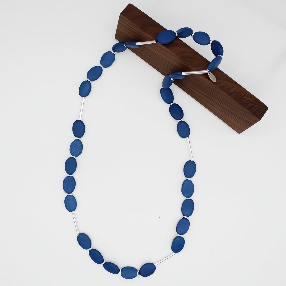 Blue Blair Oval Bead Necklace