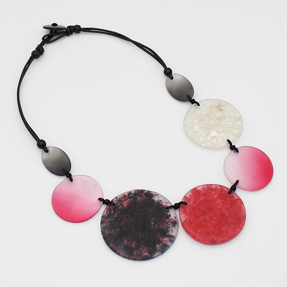 Red Shimmer Brooke Necklace