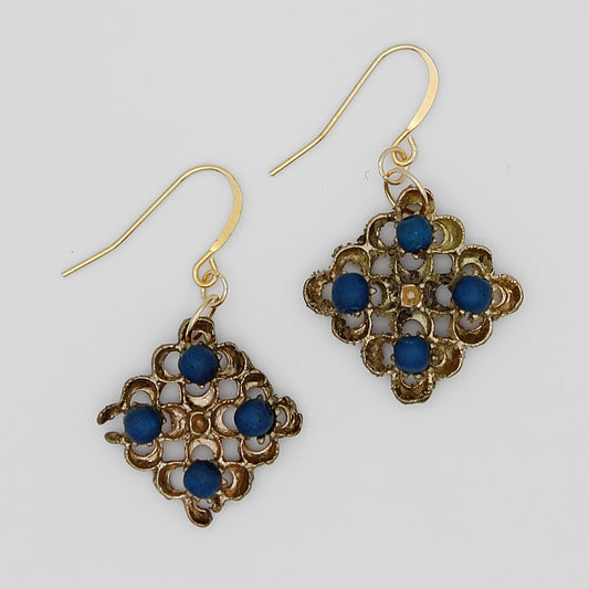 Pia Vintage Earrings Blue Diamond Shape